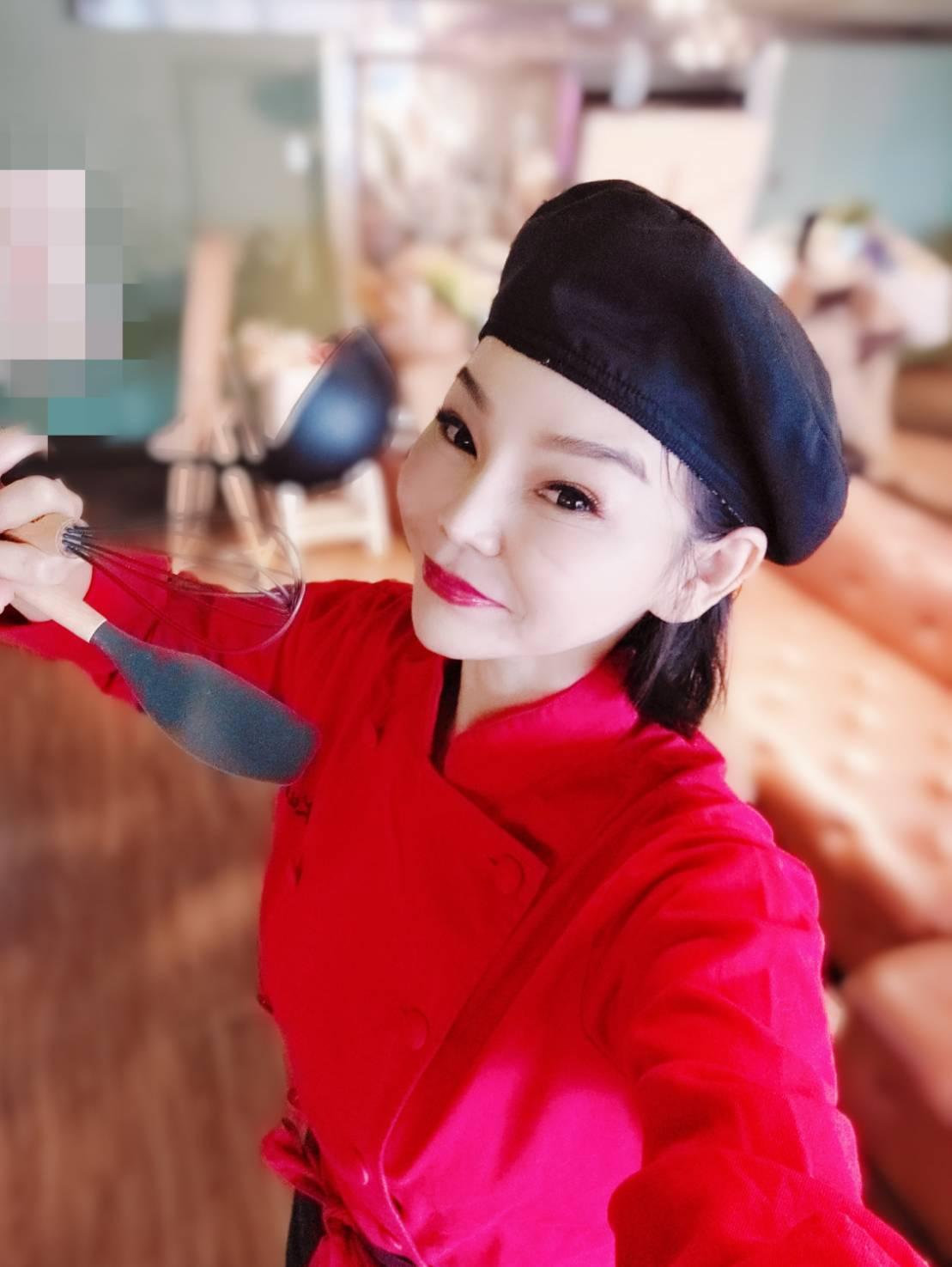 甜廚花姐姐 - 郭鎔菲