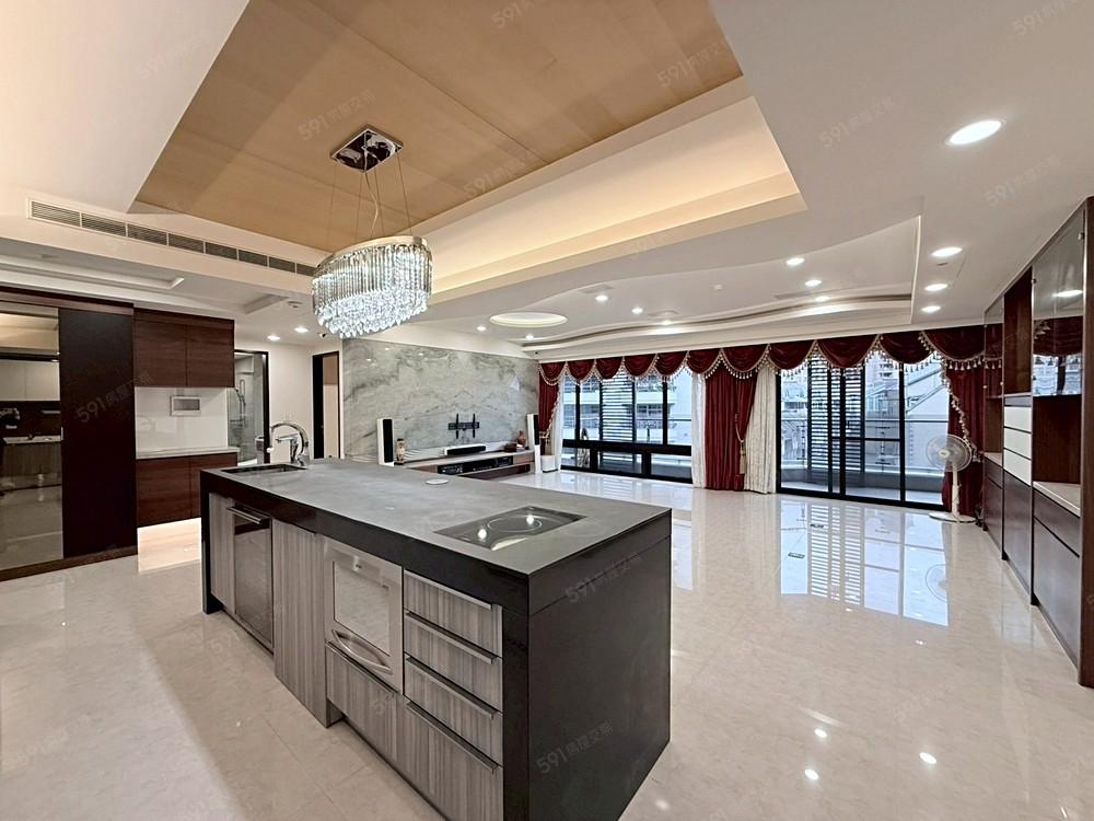 好室小娜椒｜桃園房仲-李玥葶 藝文特區輕屋齡豪宅四房雙主臥雙陽台B1雙車有儲藏間陸昇威登 - 591售屋網