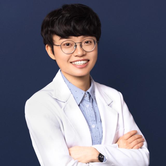 李喬晴 藥師