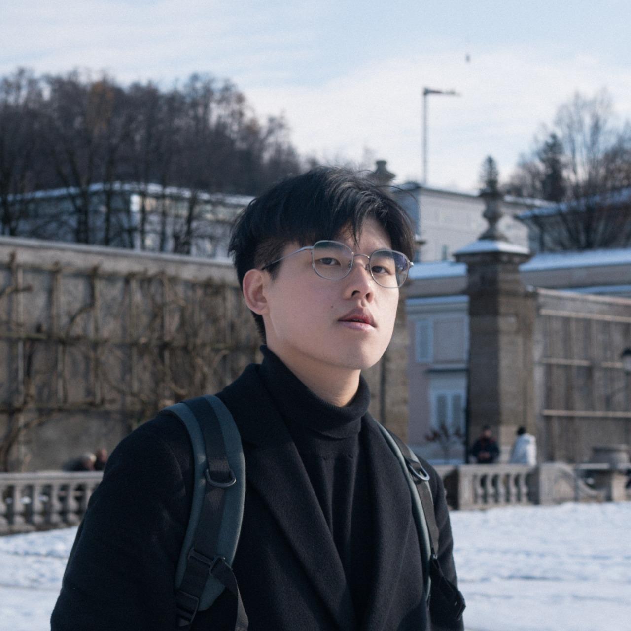 張庭偉 Ting-Wei Zhang