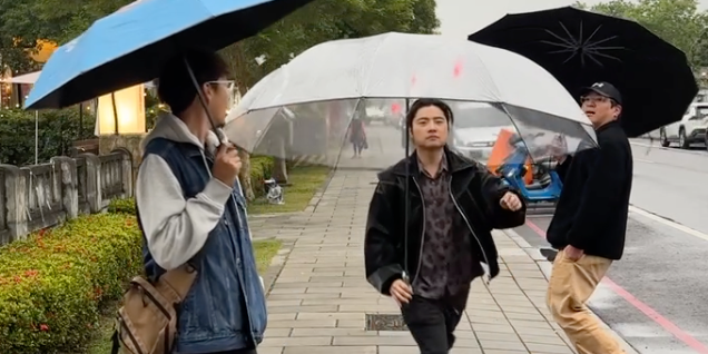 1985影像總監｜15年影像經驗｜餵食道一流｜短影音創作 巨傘系列全台免運！