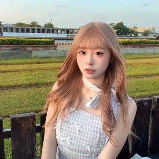 Tina Tina的IG