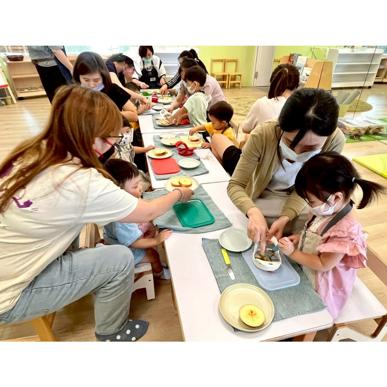 巷口生活誌--蒙式角落親子空間