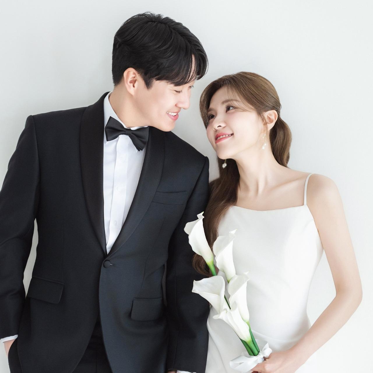 凱倫 Karen Login • Instagram