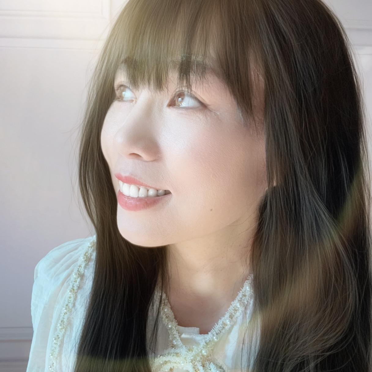 HONNG | 全維度豐盛‧頻率調校師