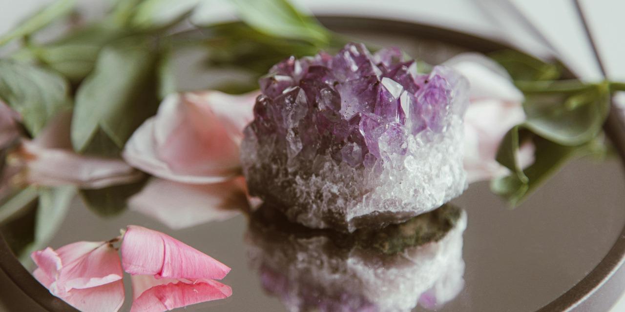 Vivi | 療癒靈性事業陪跑 | IG 策略變現 靈氣療癒