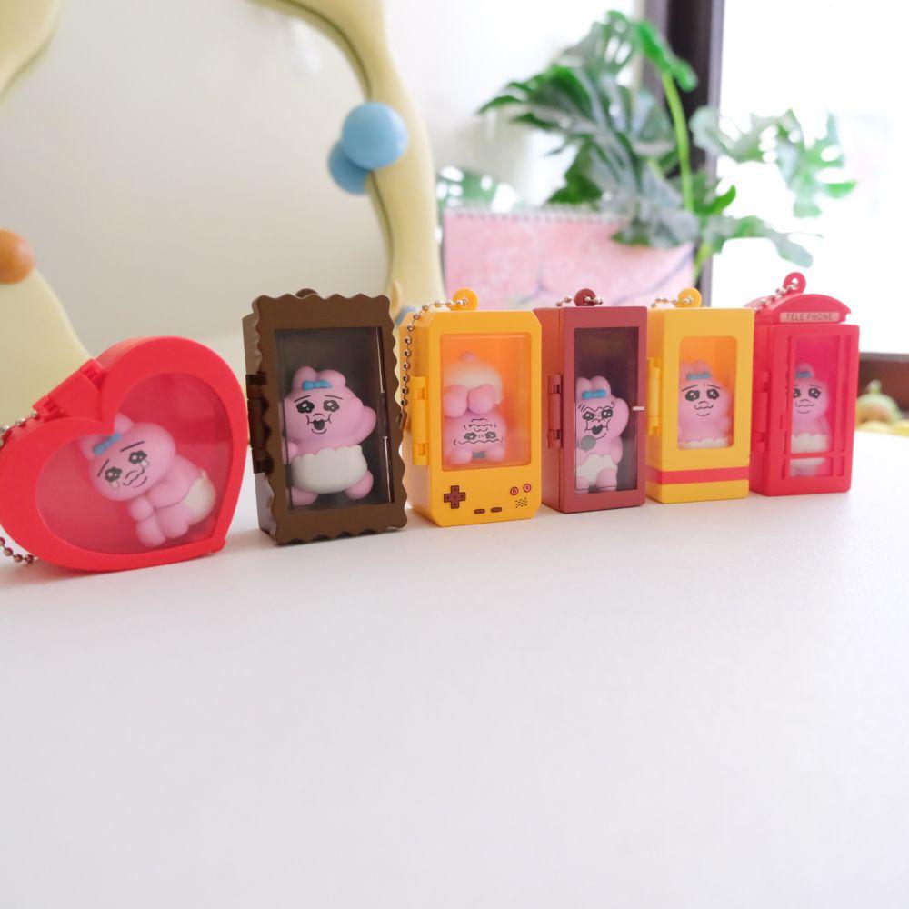 sunsetgoods 日落小物｜正版授權專賣店 《OPANCHU USAGI》好擠...｜褲褲兔微縮世界吊飾盲盒  おぱんちゅうさぎ NT$250