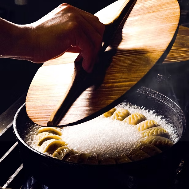 台南角鑄燒餃子 台南燒餃子 Google台南餃子 中西區餃子