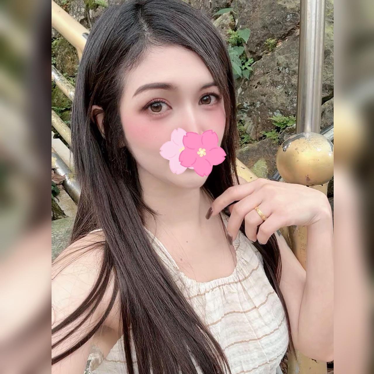 紅樓夢 大長腿，美珍奶😘