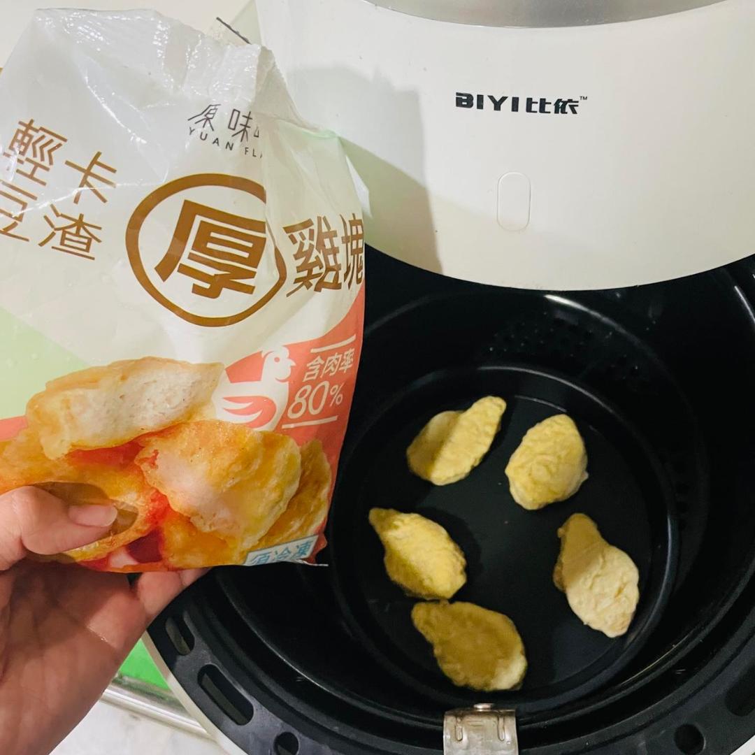 恩典護理站 Grace Nursing Station 輕卡厚雞塊👍