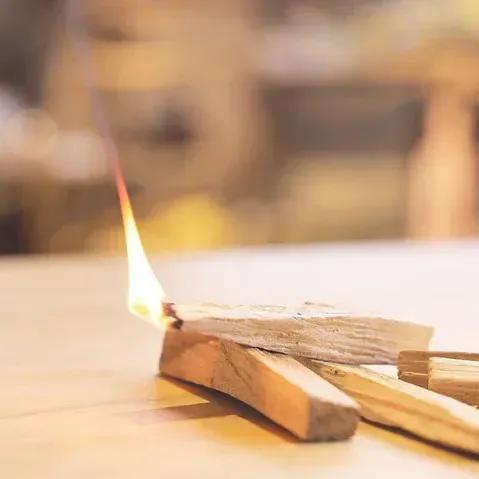 𝗦 𝗟 ... 𝗢 𝗪 𝗢 𝗢 𝗗 Light up your mood! Explore Palo Santo, White Sages and other diffusers.