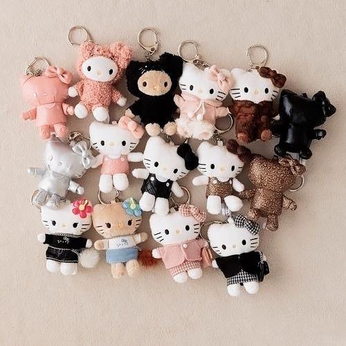 ⁺◟ 歡迎成為小Light打 ⁺◟♡² HELLO KITTY 玩偶鑰匙圈 ♥️ 11TYPES