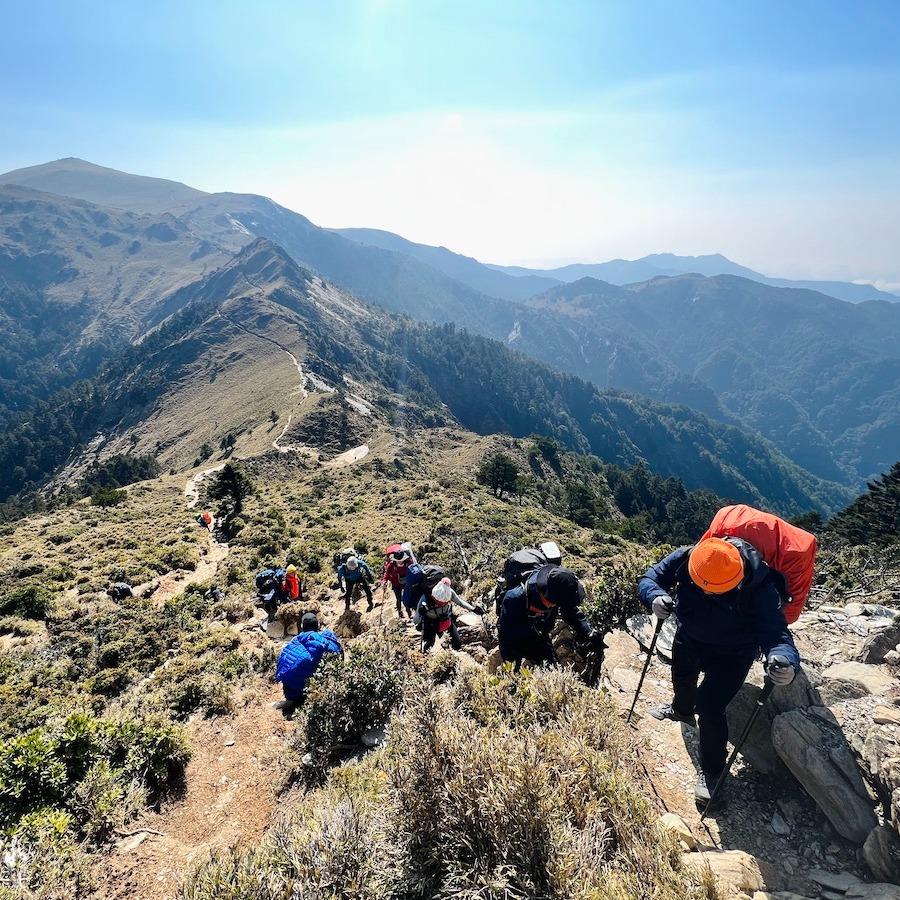 山閱紀錄 新手登山常見的12個問題（高山症、山屋、上廁所...等）