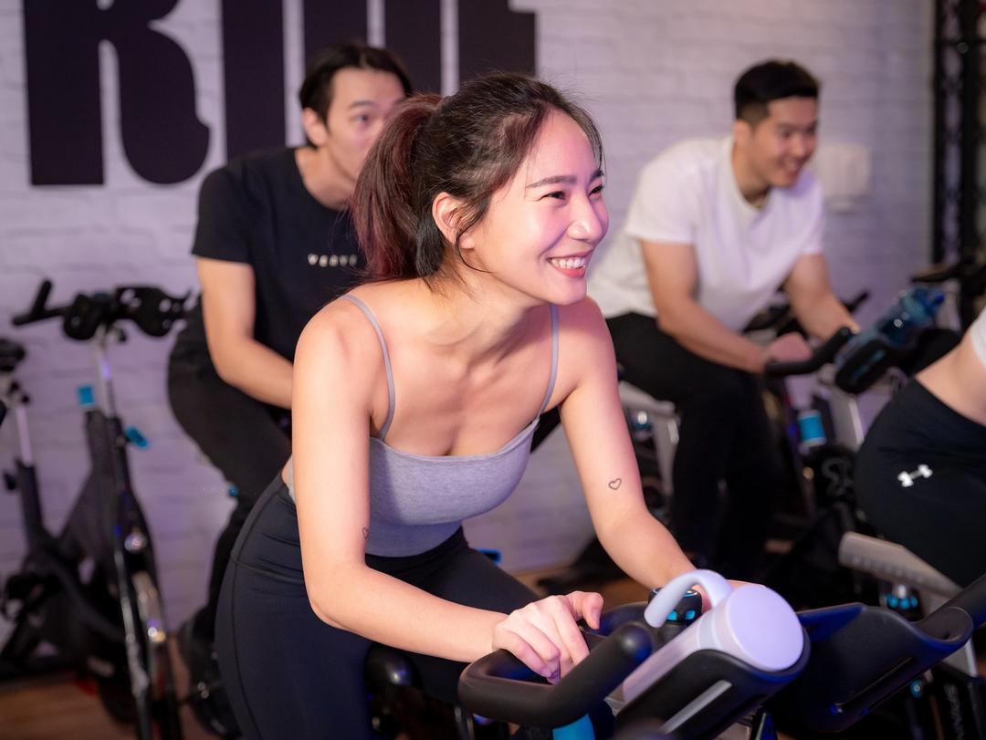 TRUE YOGA FITNESS全真瑜珈健身 TRUE YOGA FITNESS 燃脂飛輪課程