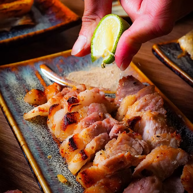 台南燒烤串燒店 台南串燒店 海安路串燒店 七響串燒