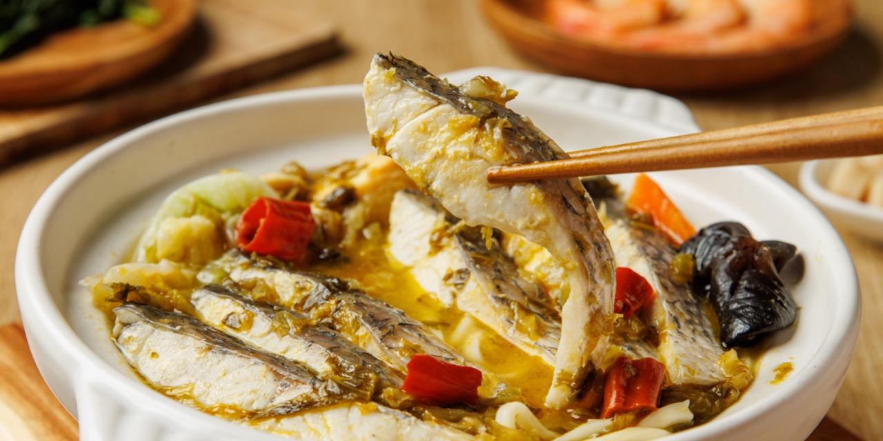 樂山酸菜魚 快速加熱後馬上就可以享受，酸香滋味