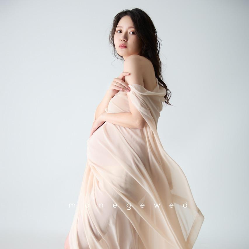 旋轉木馬手工精緻婚紗｜孕寫真 質感輕紗客戶樣照