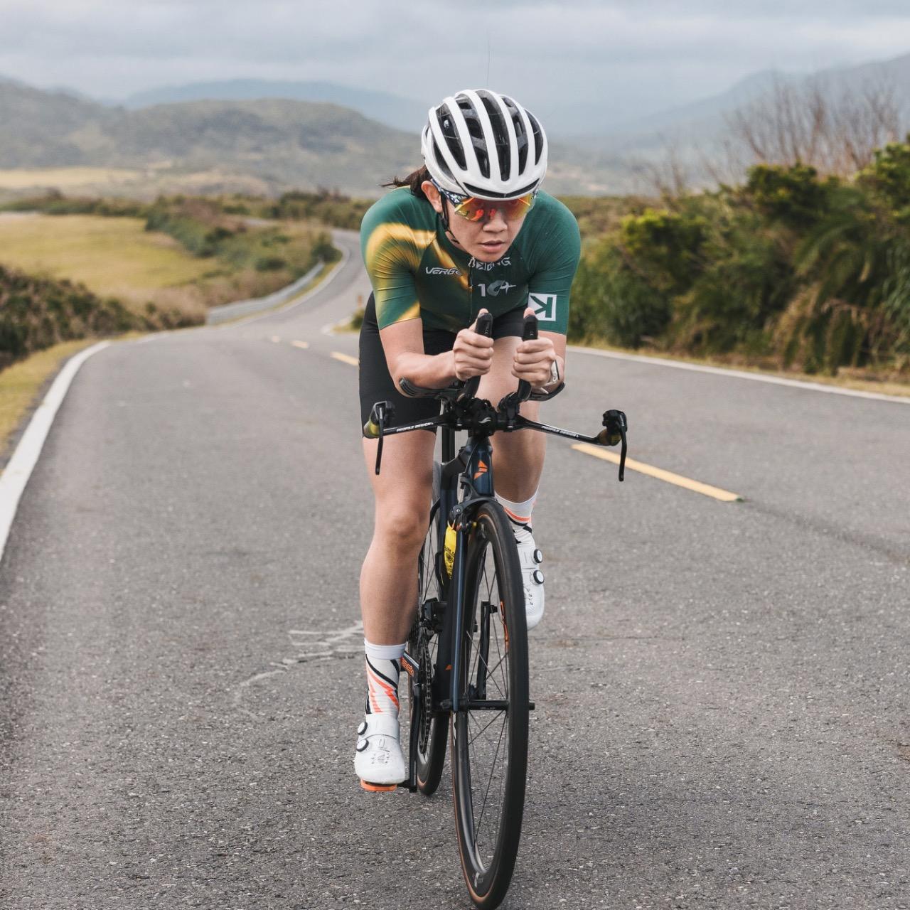 許雅喬 - CHIAOx2 titan機能運動襪