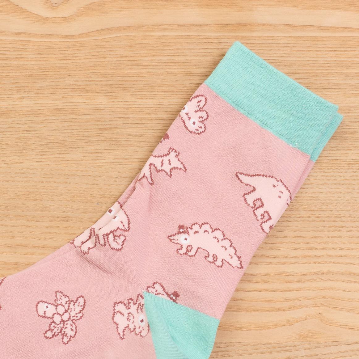 怪奇事物所-所長 MIT 《侏儸紀所長》中長襪