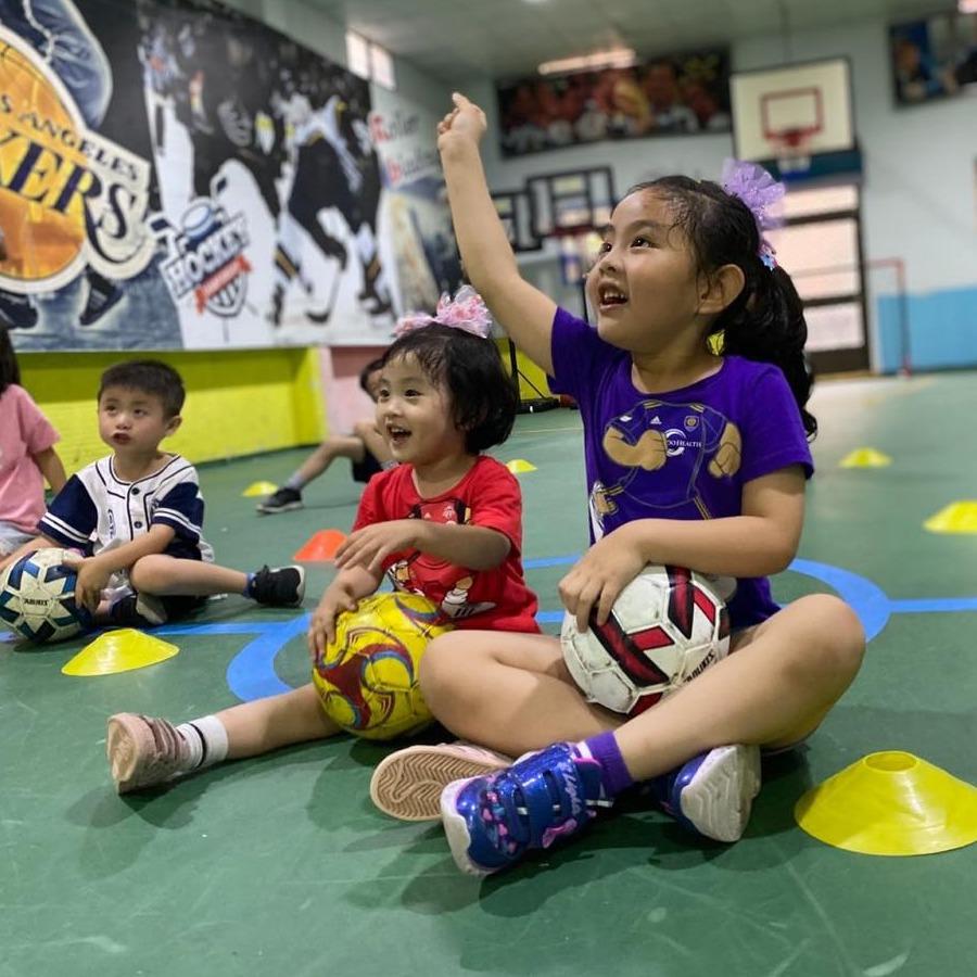 玩夢兒童運動 足球｜3-6歲