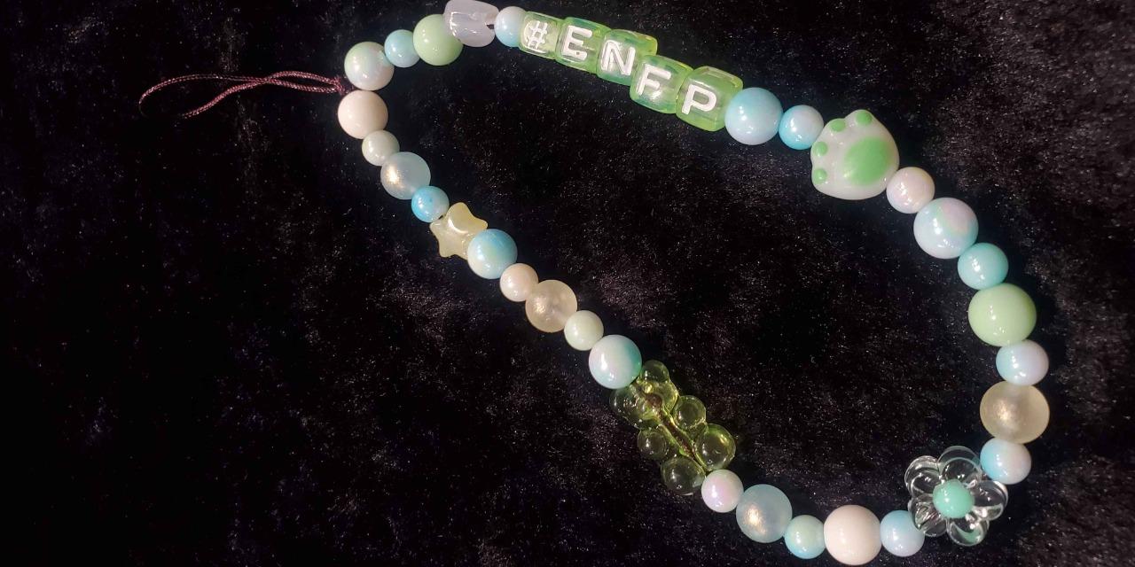 蒔楓小舖 MBTI串珠手機掛繩ENFP