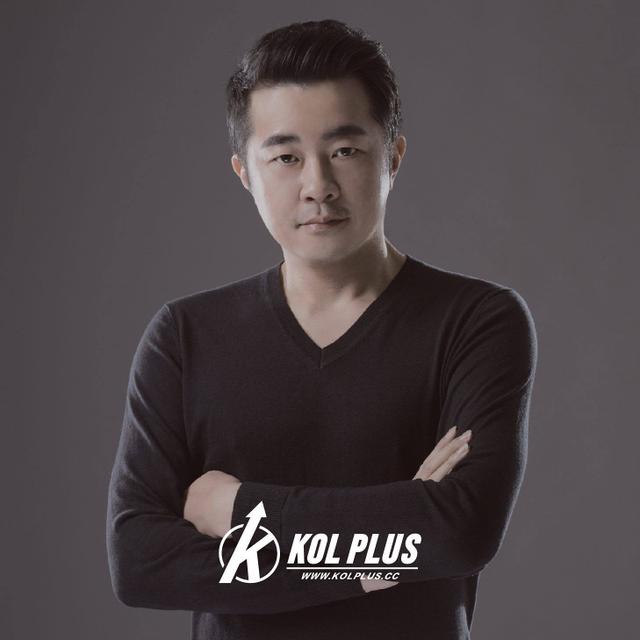 King黃冠融