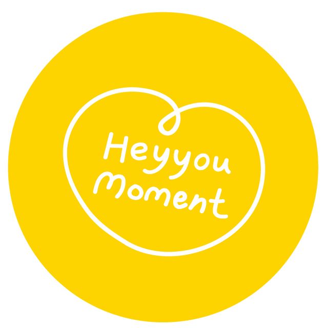 Heyyou Moment