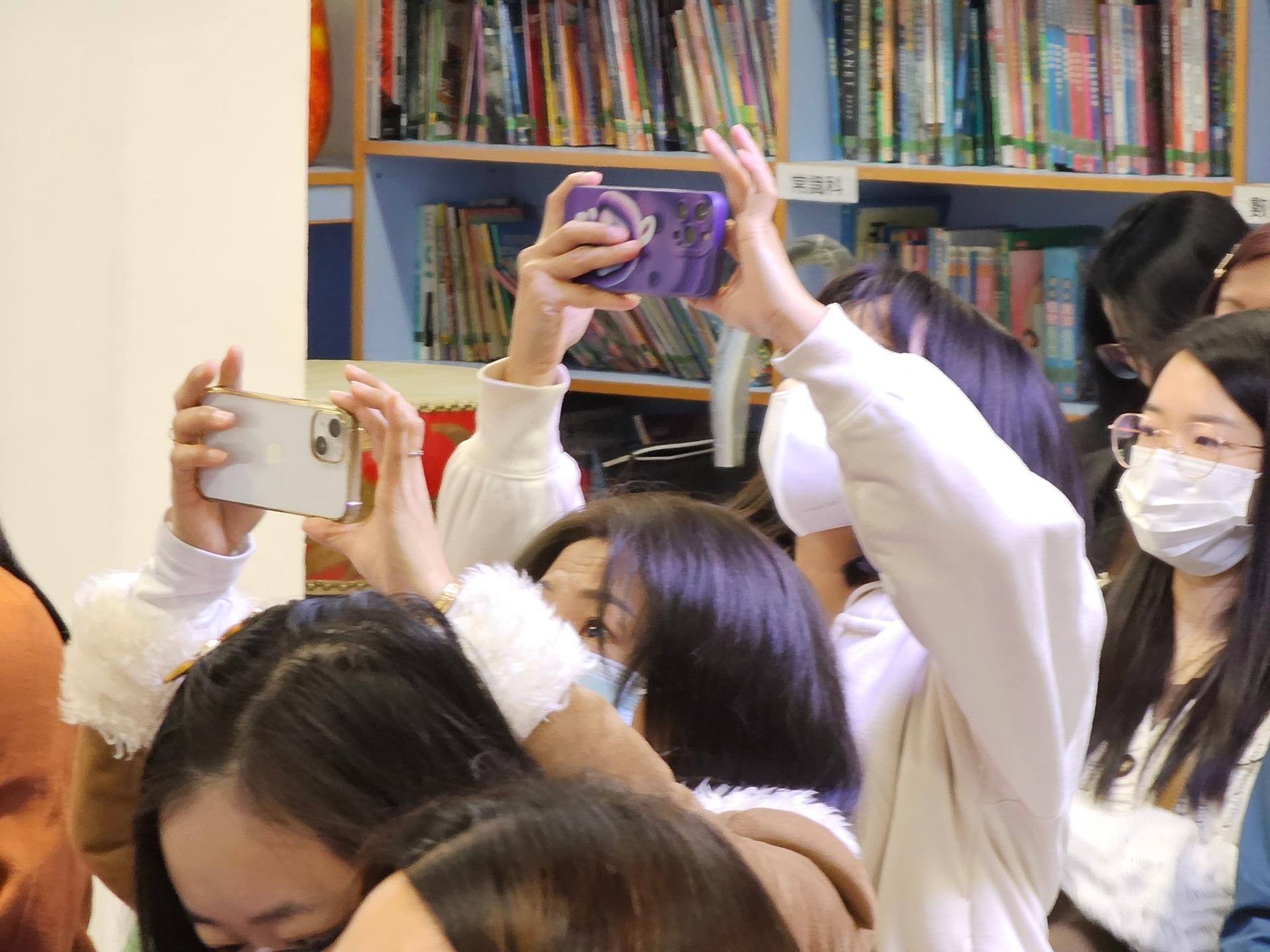 初森 - 指紋性格分析 幫小朋友睇指紋