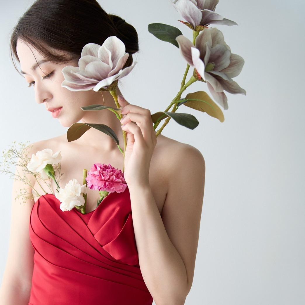 旋轉木馬手工精緻婚紗｜孕寫真