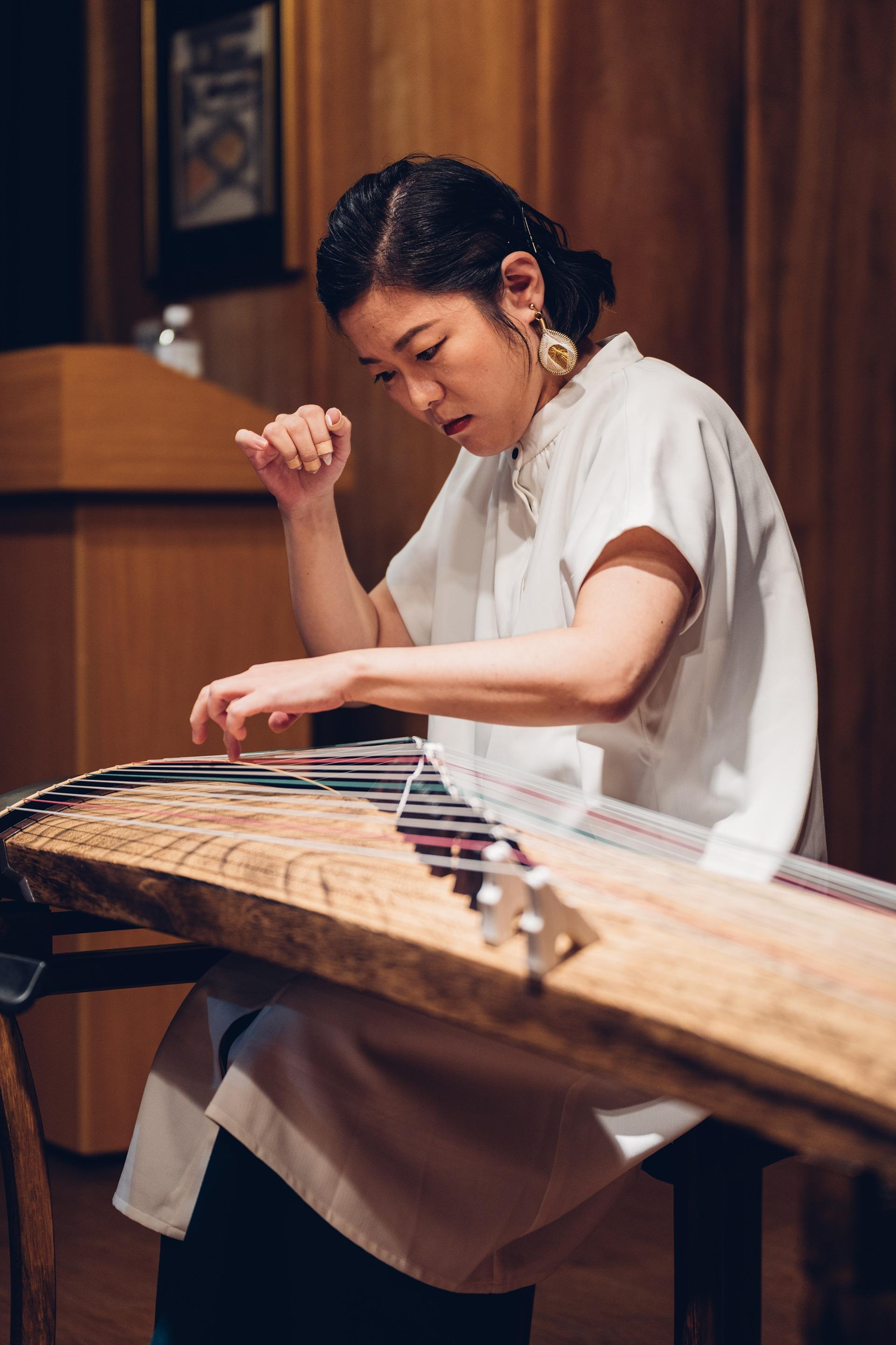 楊懿惟古箏 YANG Yi-wei Zheng Music