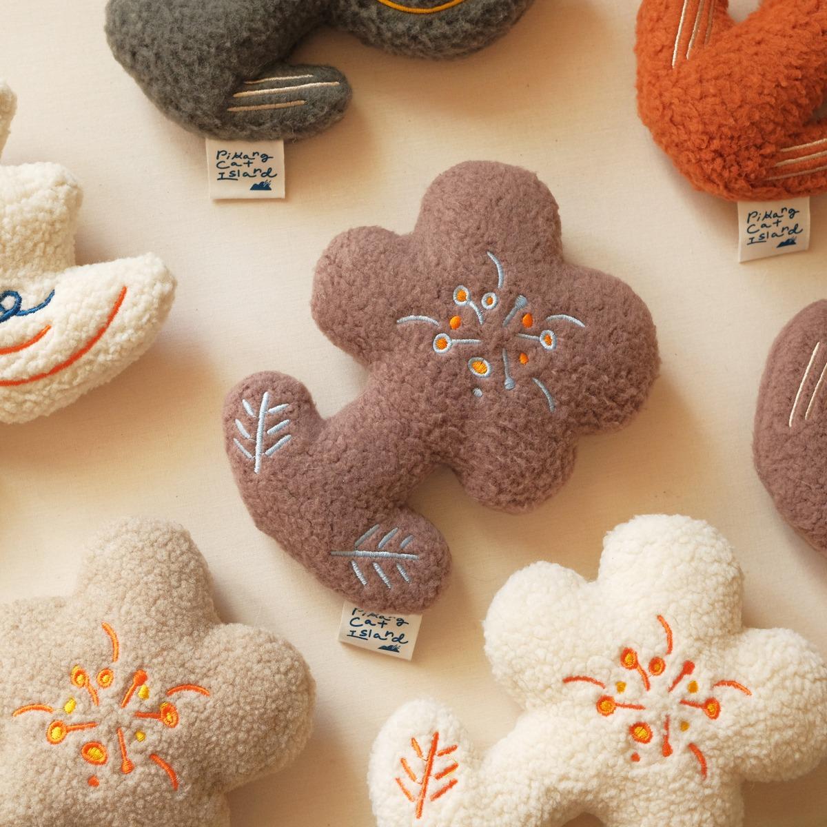 皮康 Pikang 貓狗的快樂玩具預購中！還有新的孔版印刷海報、卡片們 ～