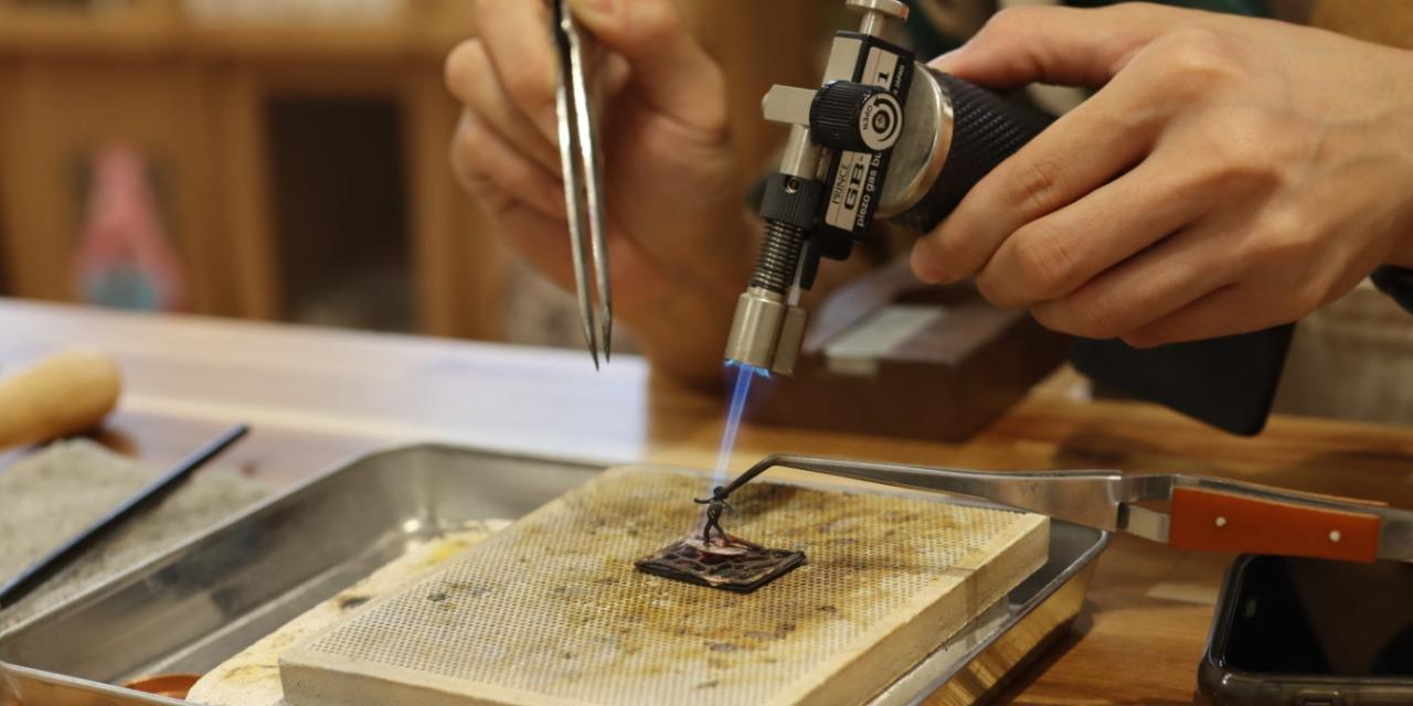 暖果 Kajitsu jewelry 戒指 課程 金工 基礎 創業 大稻埕金工 台北金工 金工手作 台北手作 手作戒指 手作對戒 文化幣 婚戒 對戒 暖果金工 迪化街 暖果金工課 金工體驗