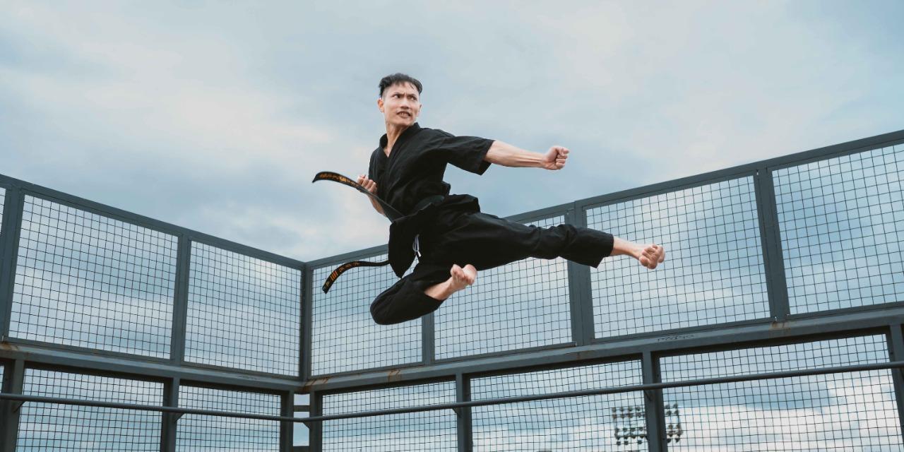 一個人的50-一凡 武術/空翻/跆拳/踢拳/XMA/Tricking