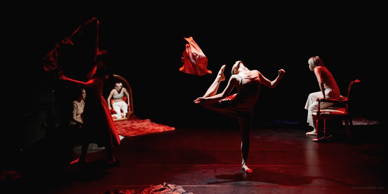 Yudance 2023《她說她要自己去買花》／攝影林育全