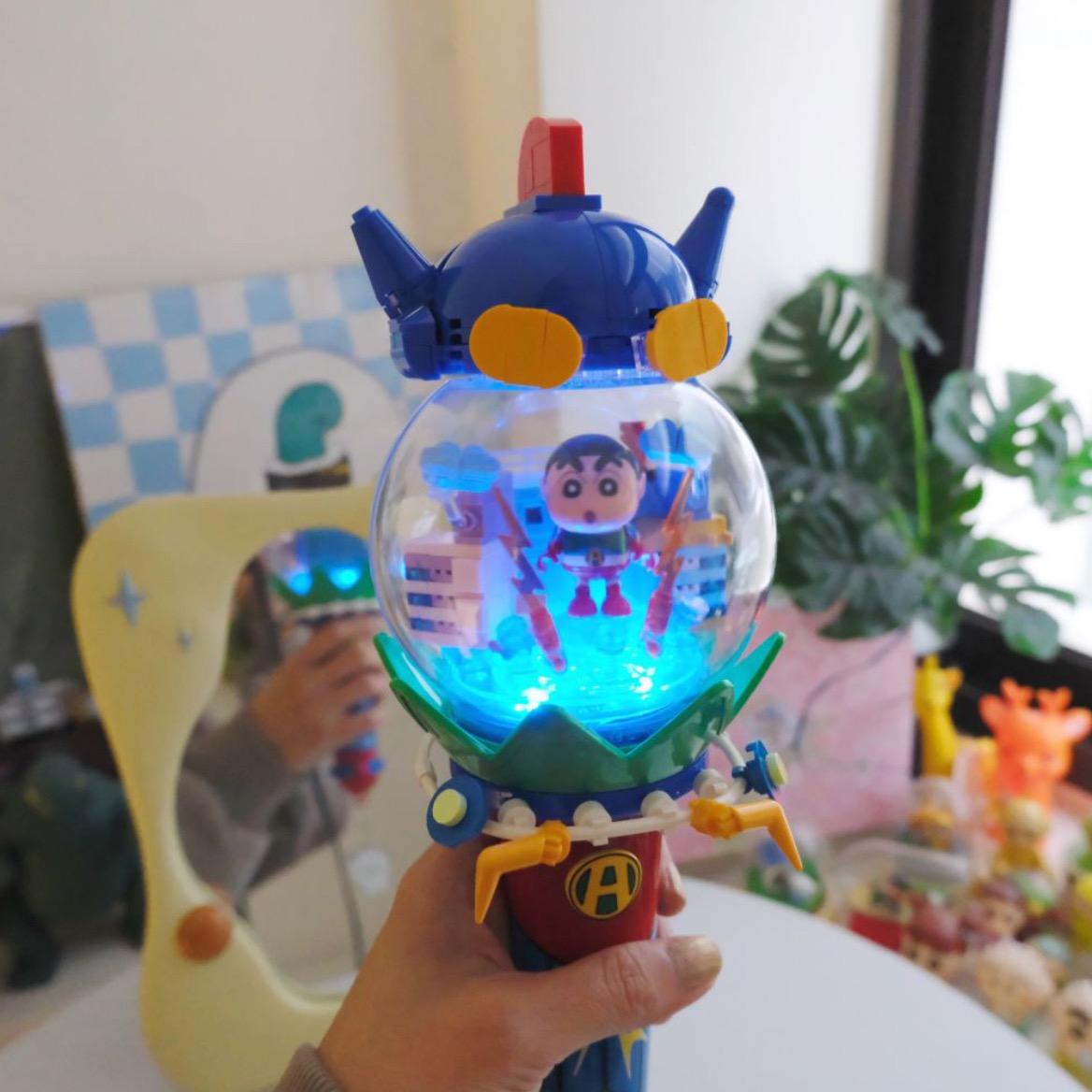 sunsetgoods 日落小物｜正版授權專賣店 《蠟筆小新》✸新醬爆擊✸｜動感能量應援棒手燈積木 NT$699