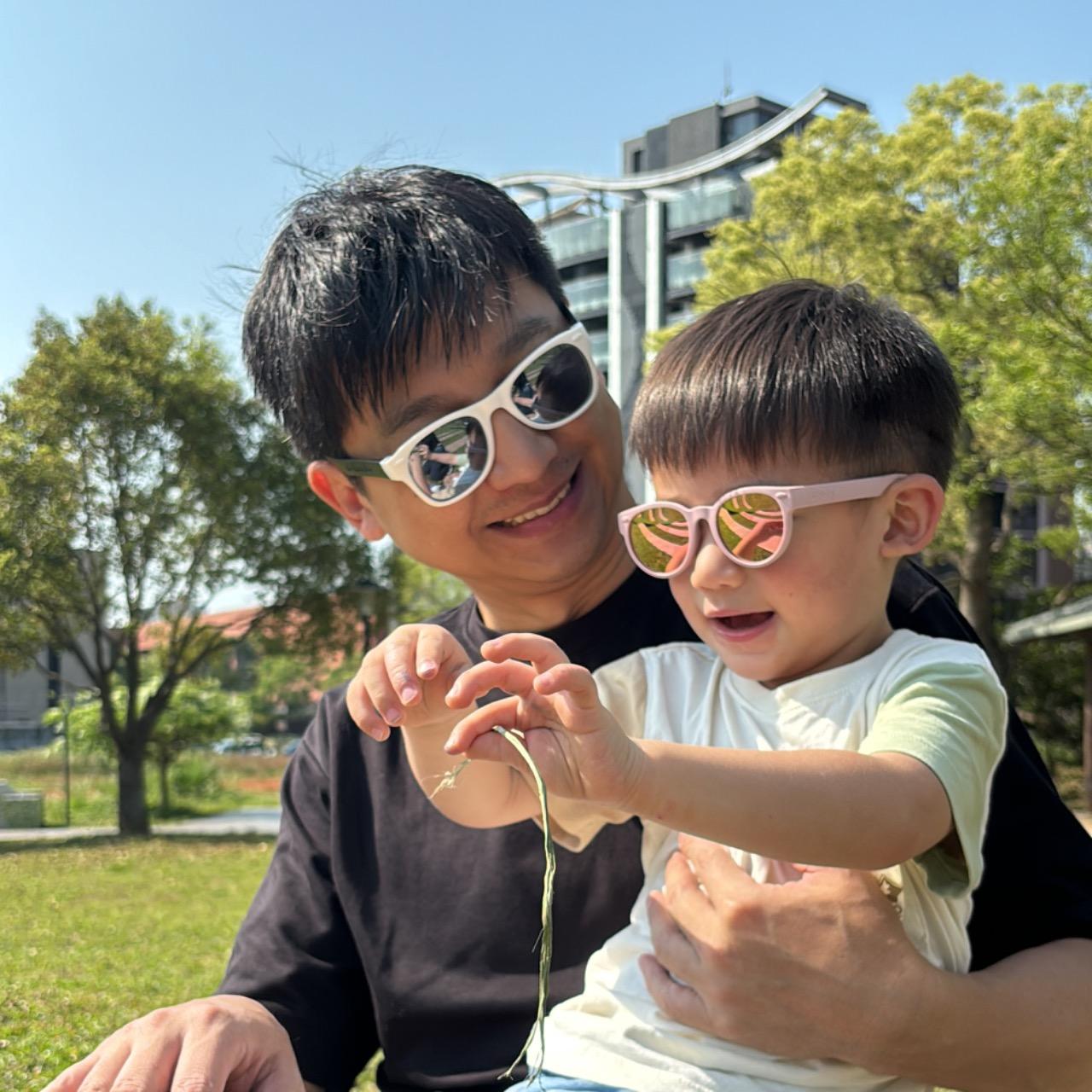 ＠chienbuy 【7/29-8/4】義大利roshambo太陽眼鏡+沐浴泡泡+點點筆