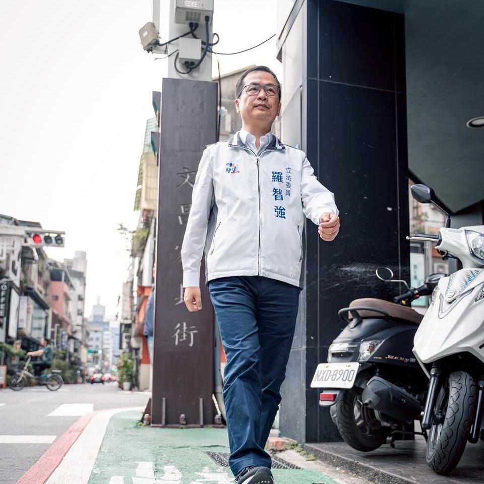 羅智強 大步前進，我們一起迎戰罷免