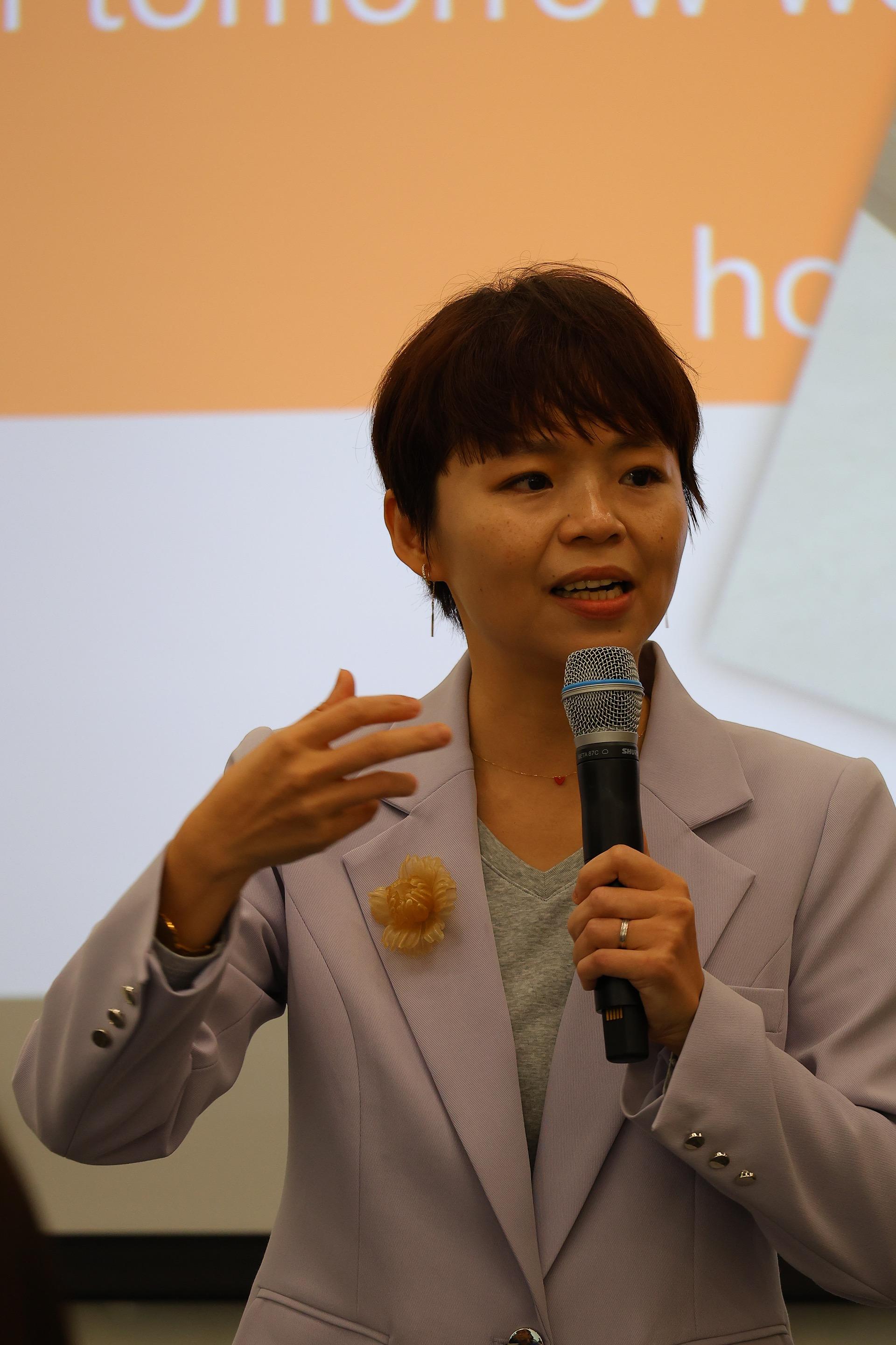 講座演講 Bilingual Speaker