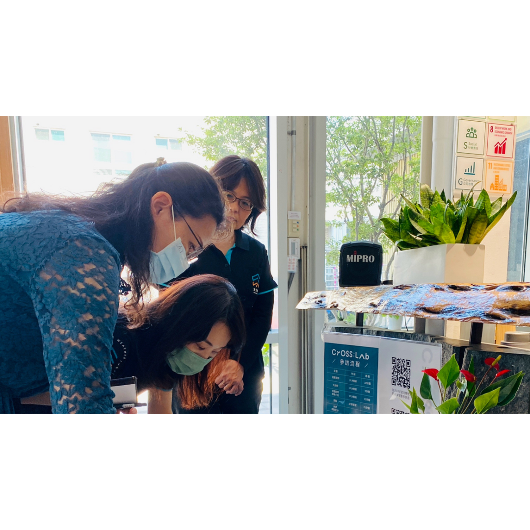 CrossLab 19