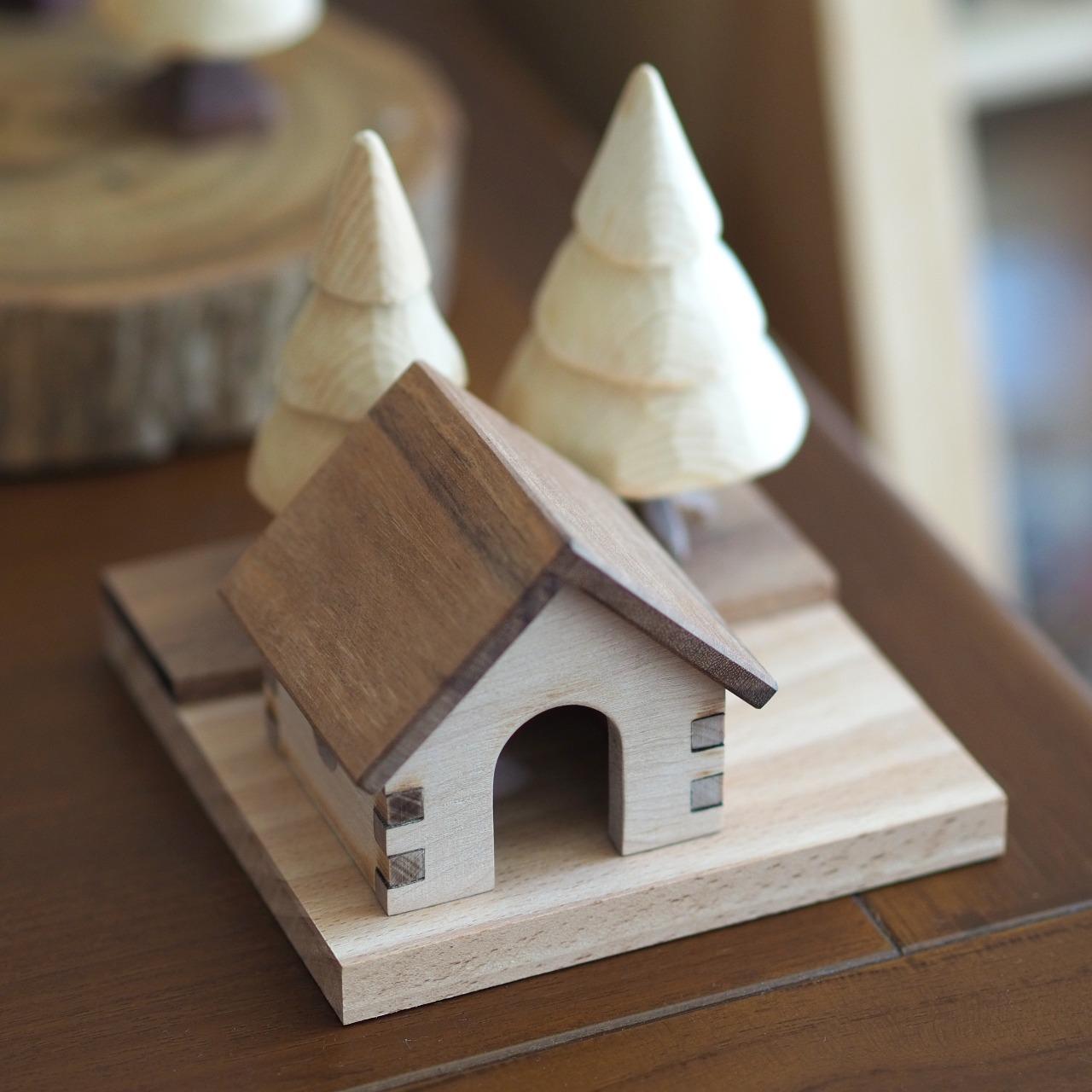 柴柴f.t疤疤 實木景品