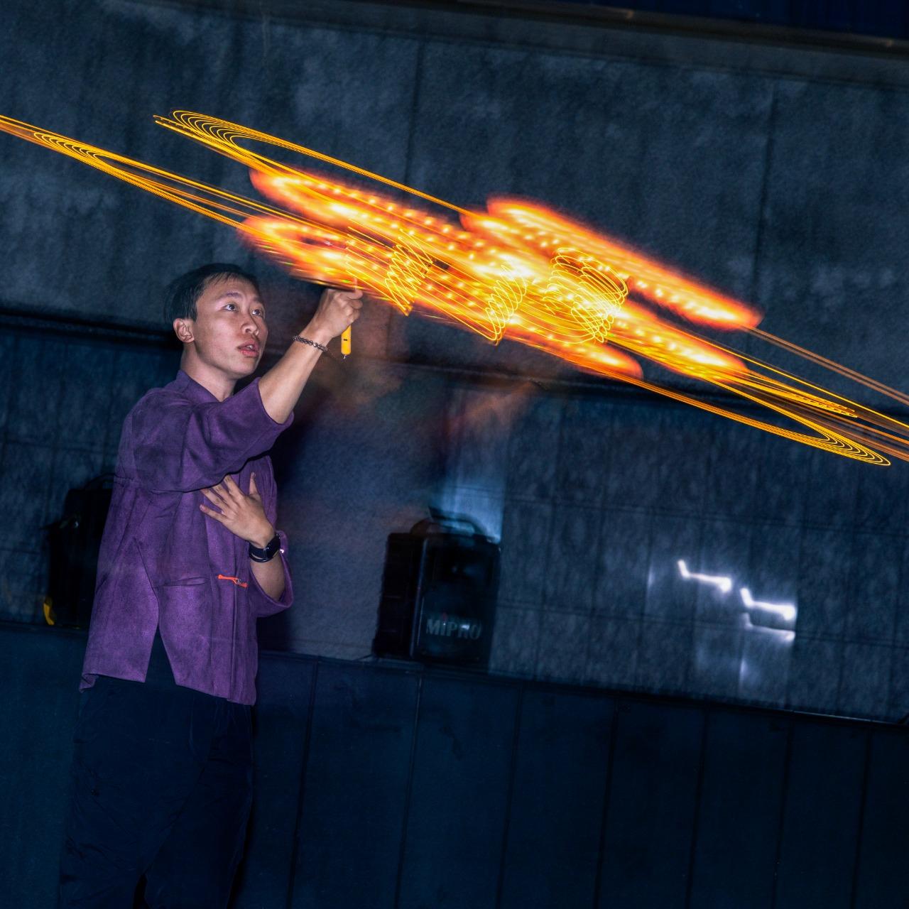 扯鈴娛樂家-謝東磬Pan²