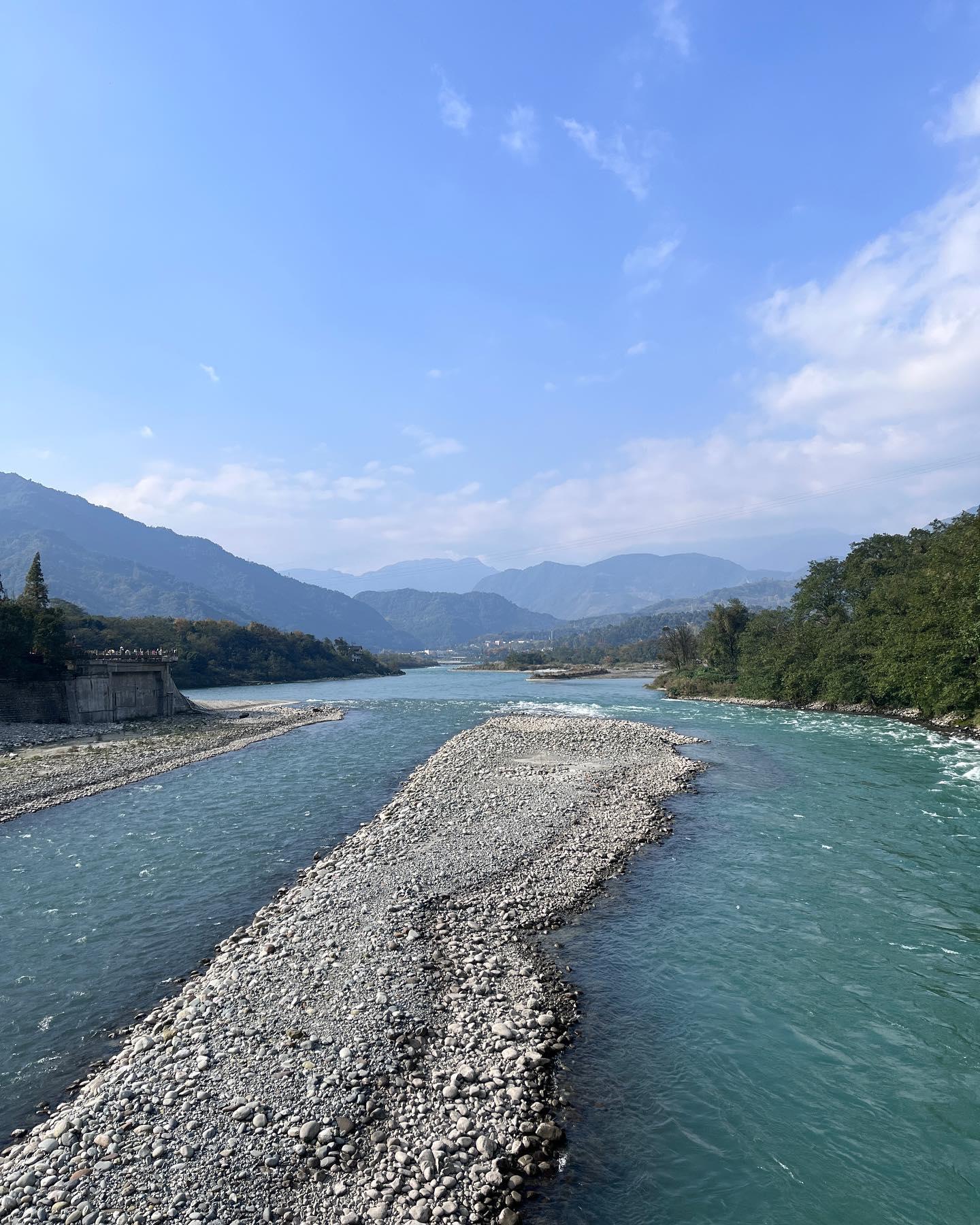 Traveler.Anna 🇨🇳中國旅遊美食美景美拍懶人包