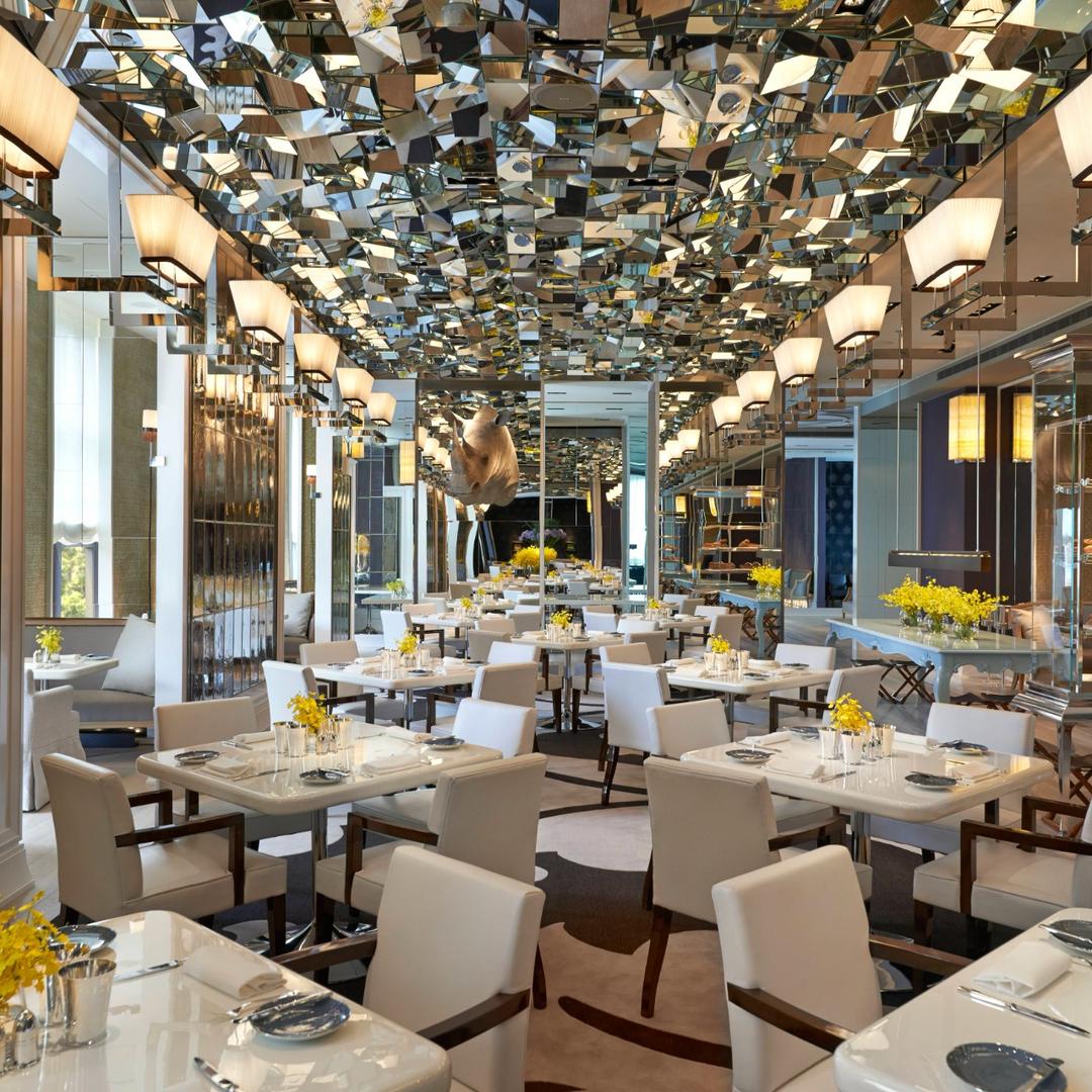 https://www.mandarinoriental.com/ja/taipei/songshan/dine/cafe-un-deux-trois