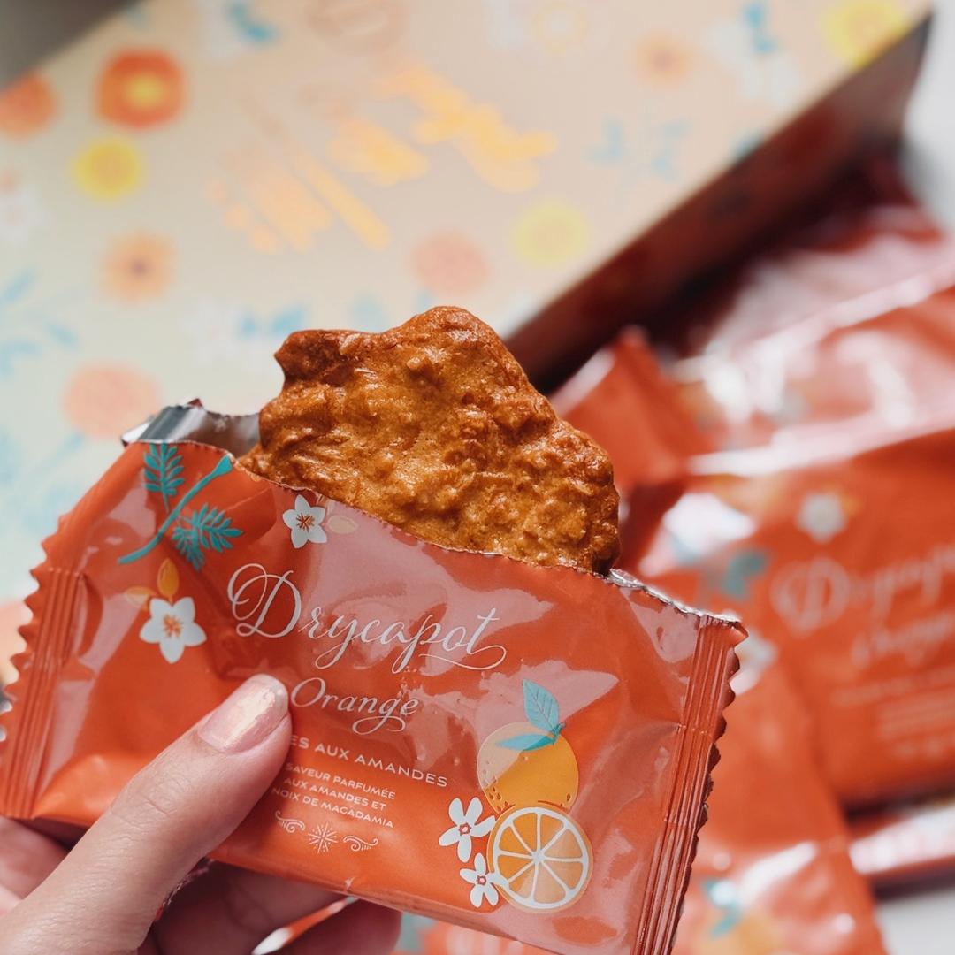 飯糰飯捲的媽 嘎嘎 橘子杏仁片真的好讚！！
