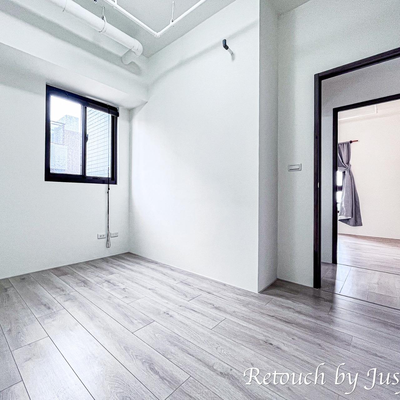 Super_Home ✨機捷特區旁，近好事多 ✨近74號快速道路，國道四號 ✨高樓帝王戶，住戶都在我下面 ✨B1 獨立平面車位 ，左右開門都可以 ✨平轉戶 ，不虧錢屋主都會賣 !!