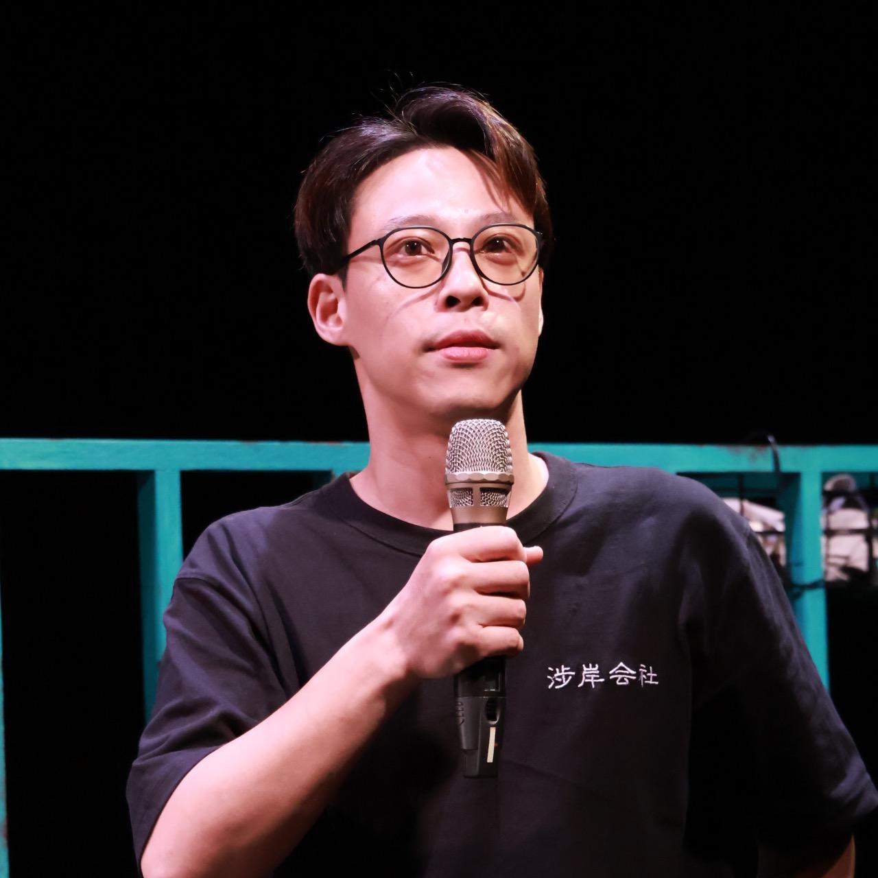 演員｜鮑奕安