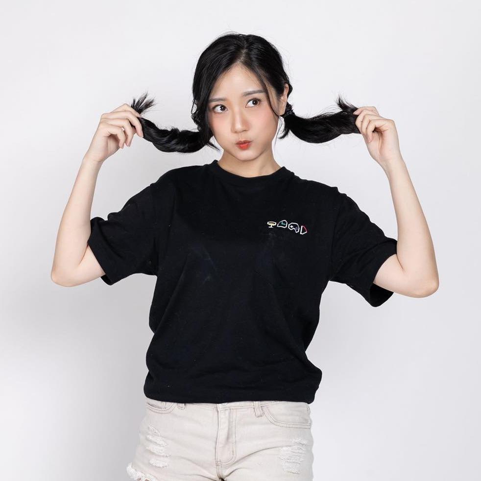 森野葉子 Senyeyezi
