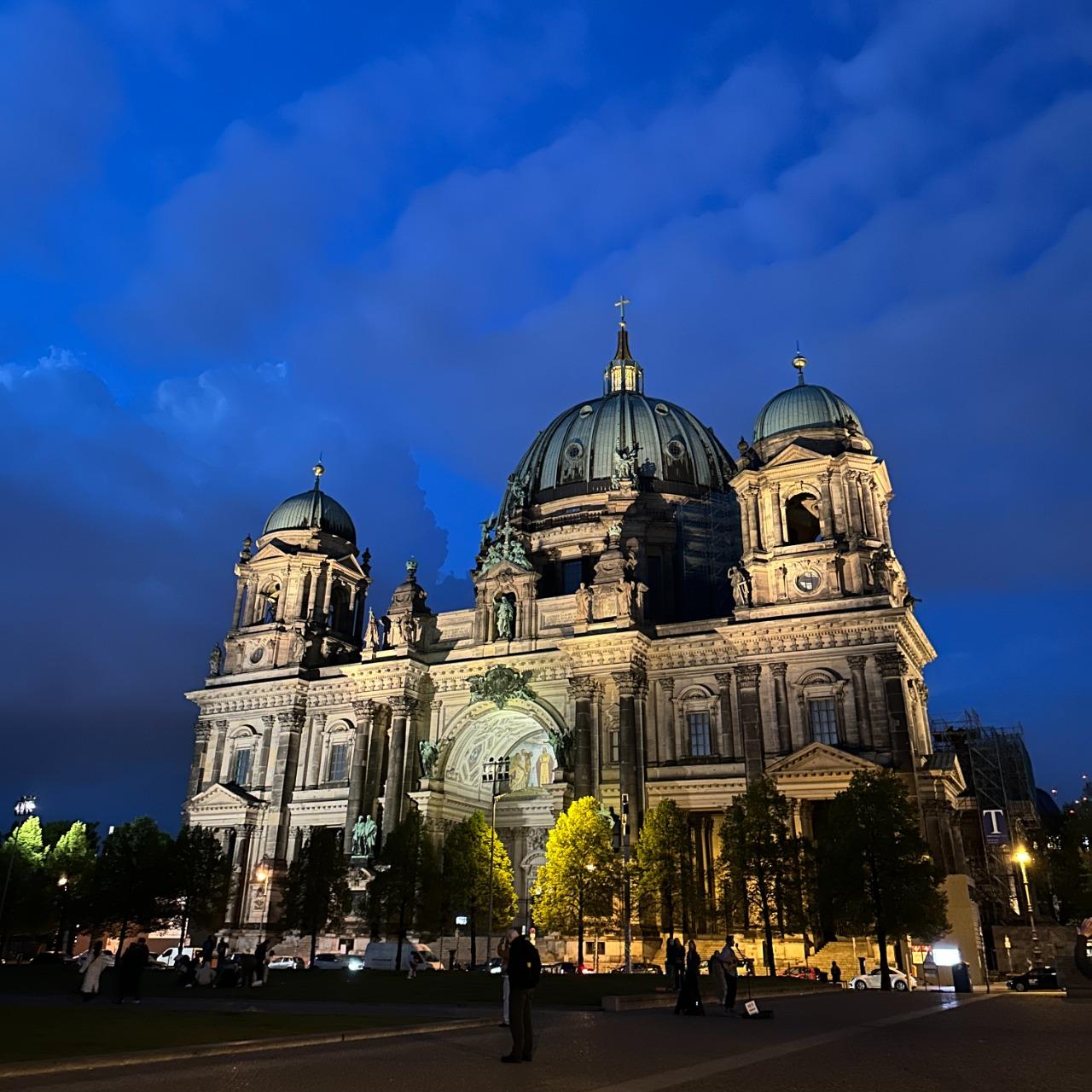 Jas新創世界旅人