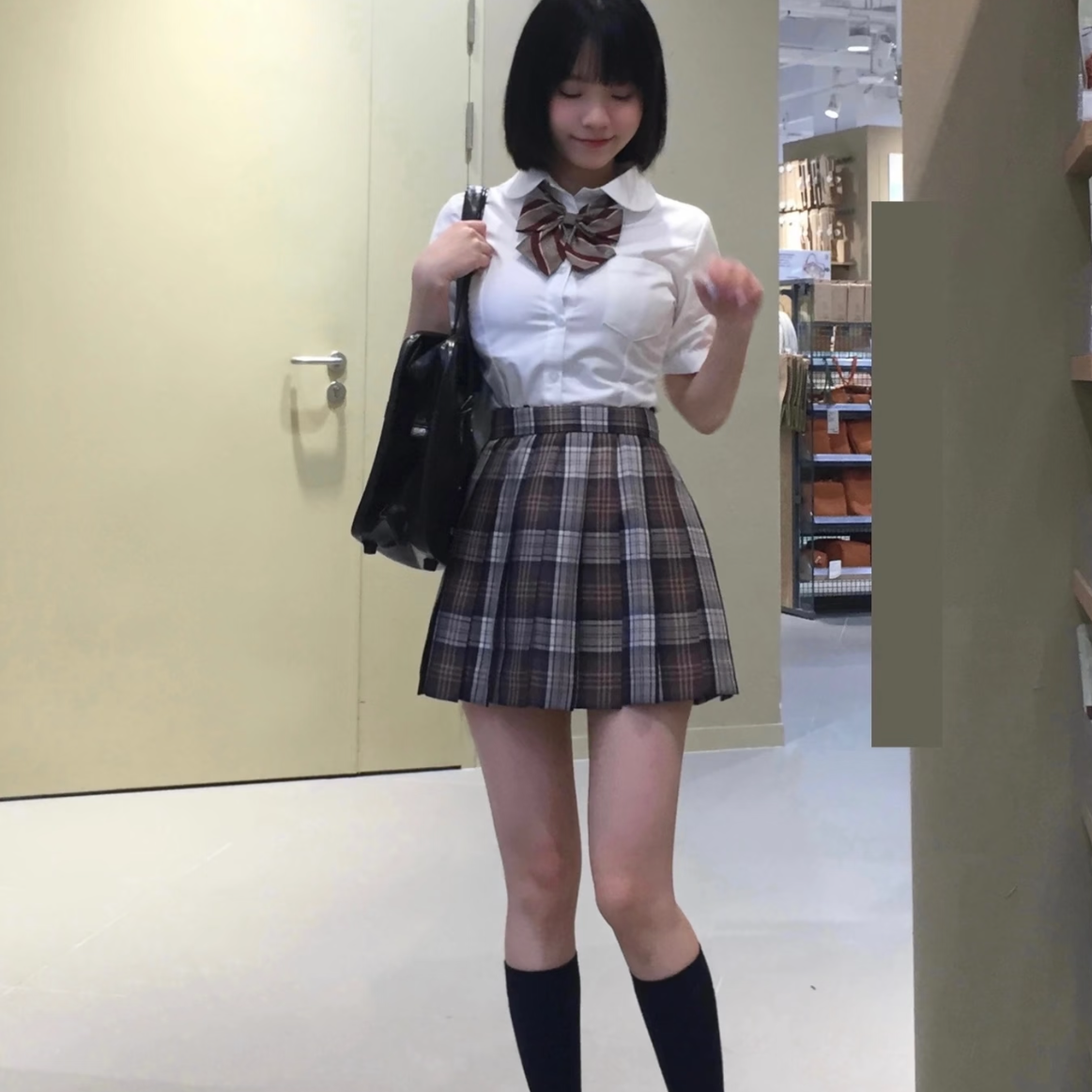 桜·番館🇯🇵東京＆大阪·本番デリヘル公式 T157·B82（C）·20歳☺️