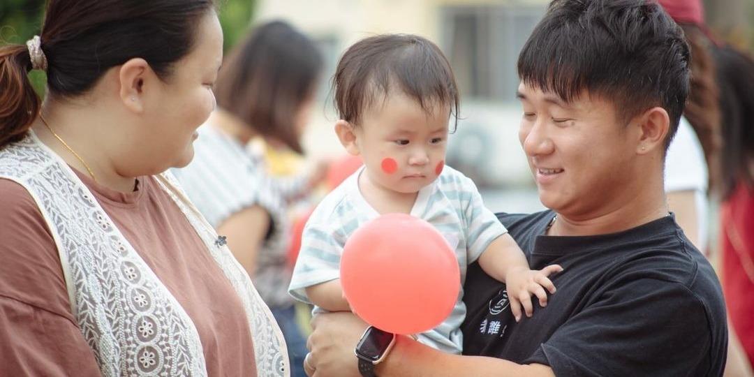 Omobaby 有我們陪你 為你加油打氣的啦啦隊